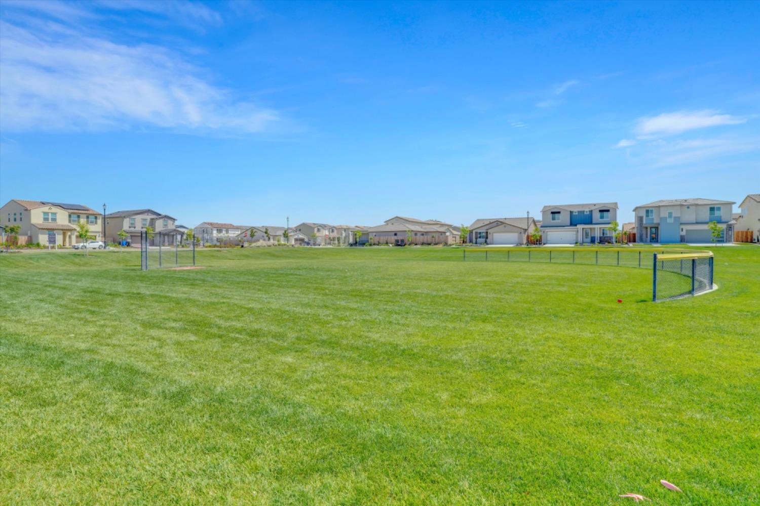 Enchantment Drive, Manteca, California image 39