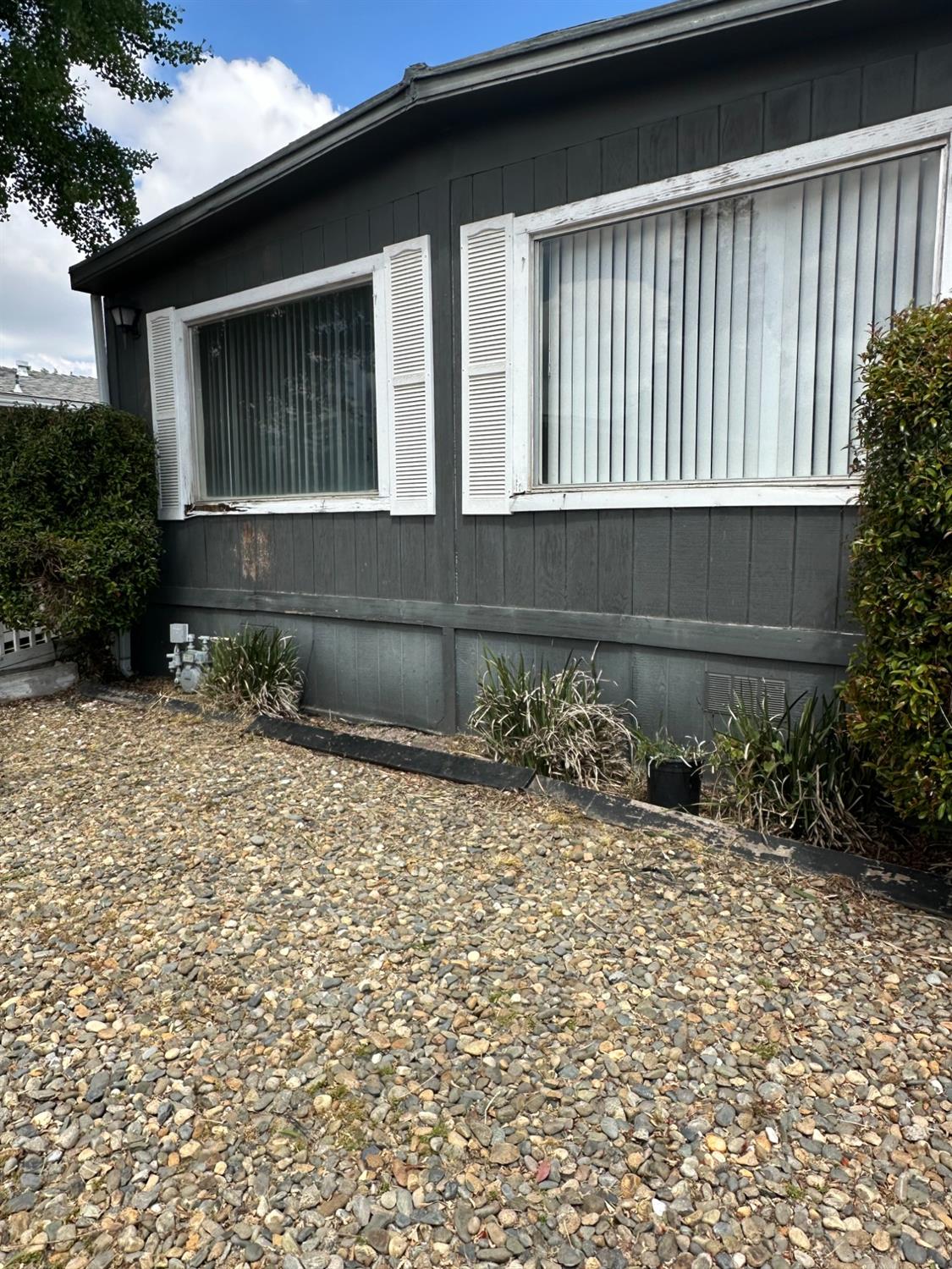 Detail Gallery Image 1 of 1 For 2125 Festival Ln, Modesto,  CA 95350 - 3 Beds | 2 Baths