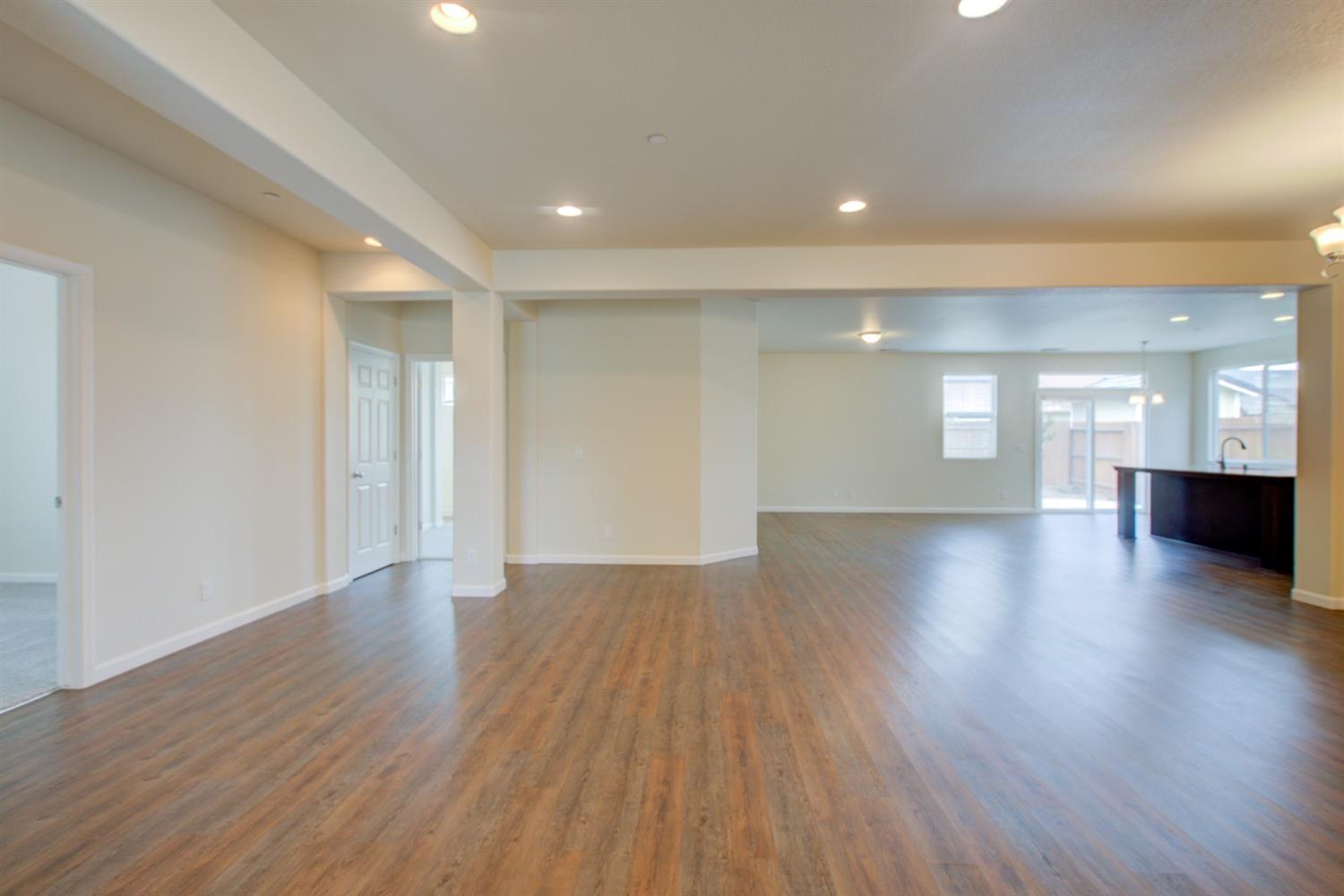 Detail Gallery Image 17 of 54 For 731 Big Ben Ct, Newman,  CA 95360 - 4 Beds | 2 Baths