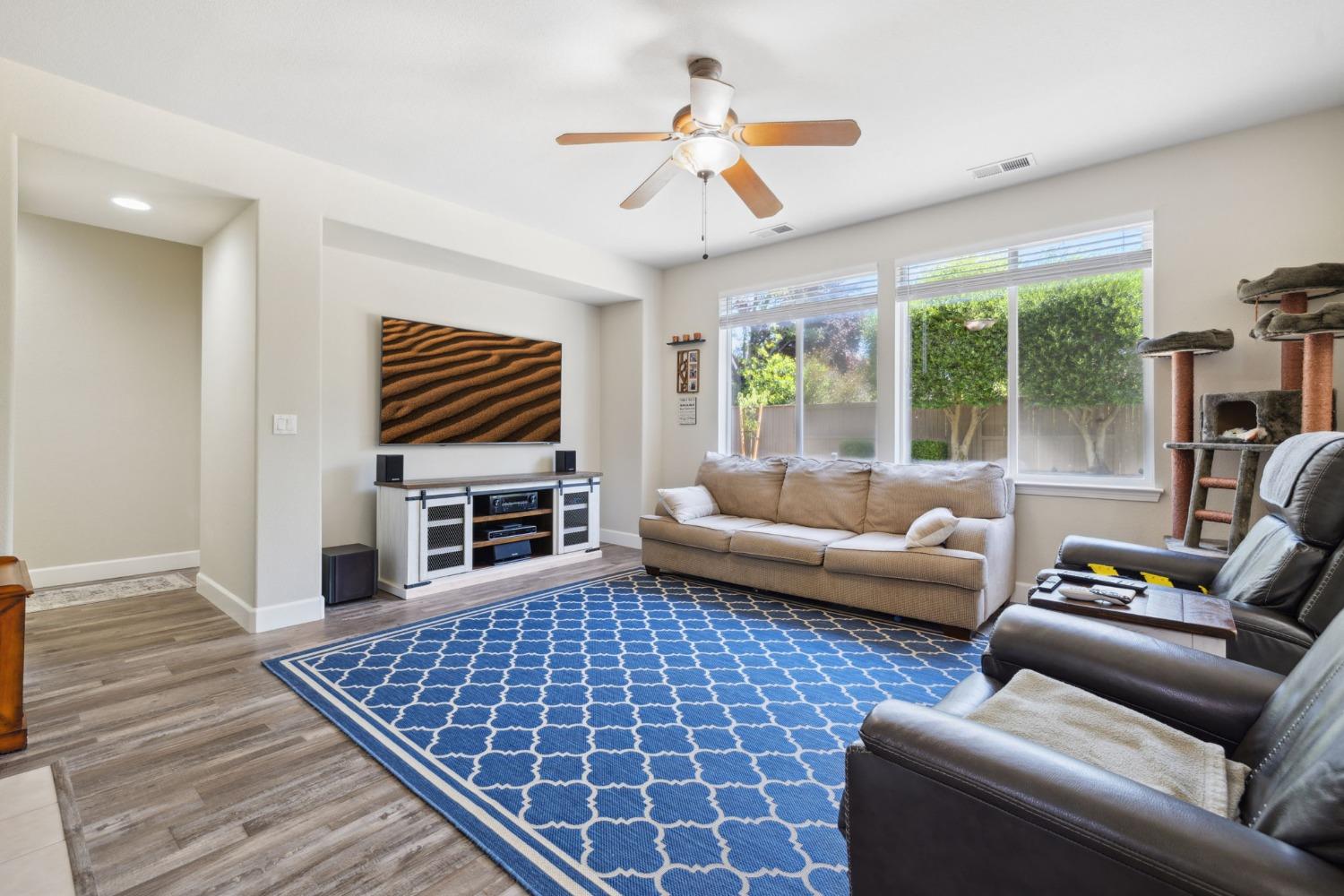 Murcia Way, El Dorado Hills, California image 18
