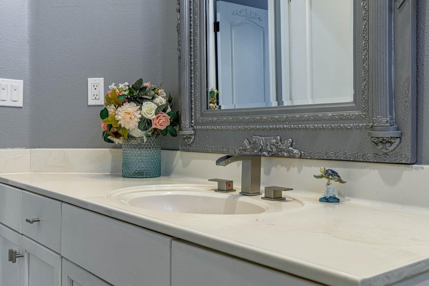 Detail Gallery Image 18 of 45 For 4600 via Terreno, Modesto,  CA 95357 - 4 Beds | 2/1 Baths