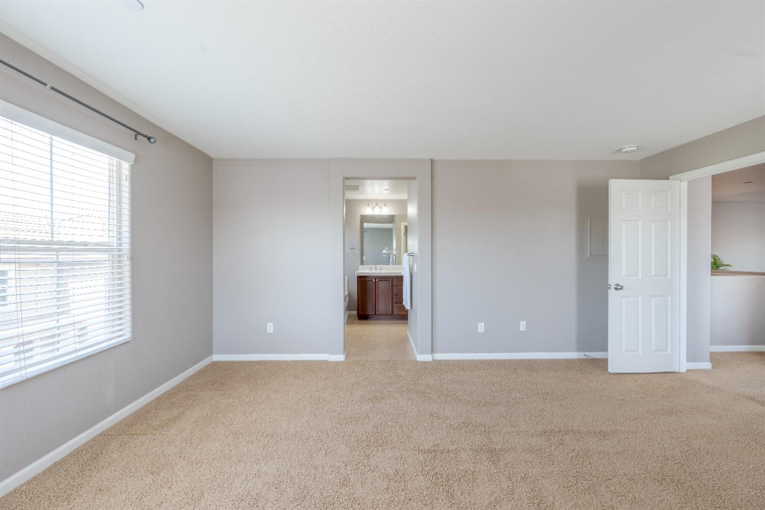 Photo #39: 225058374 Listing: Photo #39