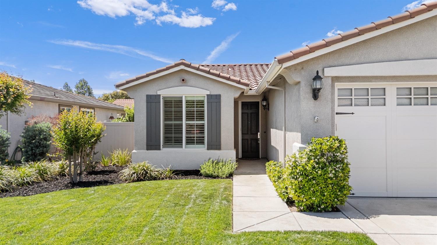 Detail Gallery Image 5 of 77 For 2387 Rose Briar Pl, Manteca,  CA 95336 - 2 Beds | 2 Baths