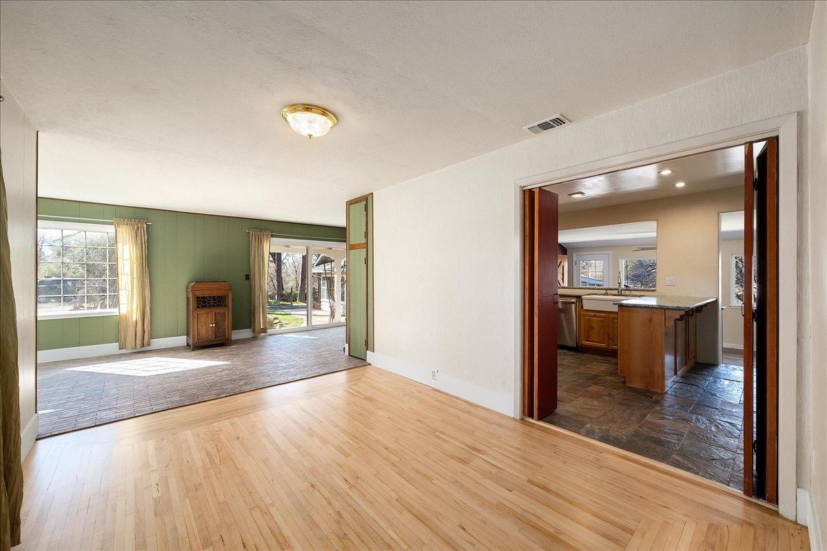 Detail Gallery Image 17 of 74 For 2673 Stone Ln, Placerville,  CA 95667 - 4 Beds | 3/1 Baths