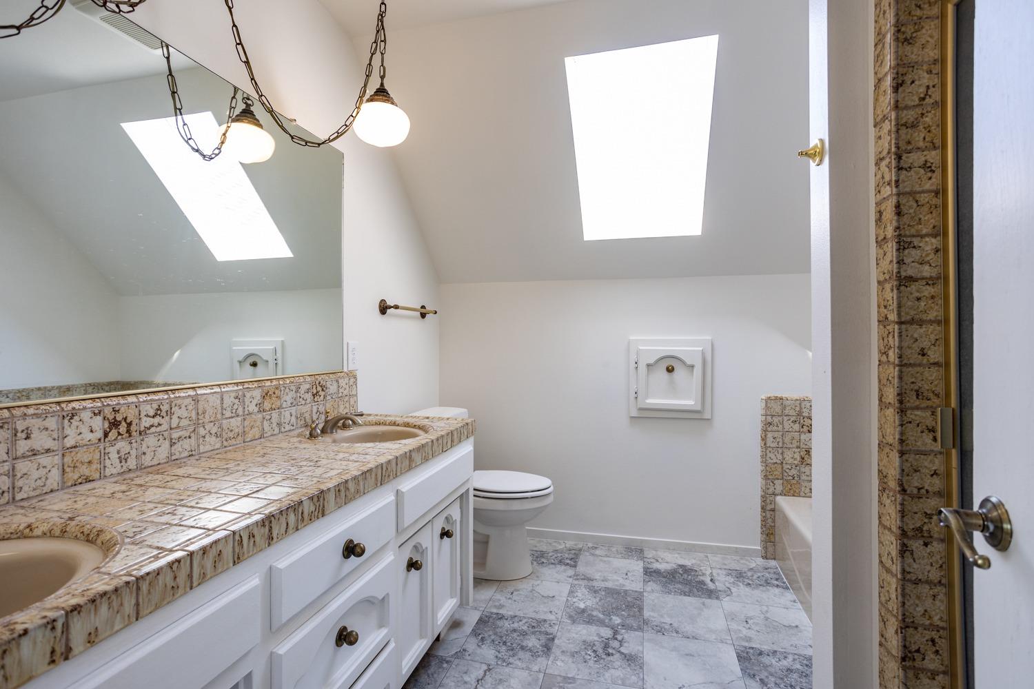 Detail Gallery Image 25 of 40 For 8711 Shoemake Ave, Modesto,  CA 95358 - 4 Beds | 4 Baths