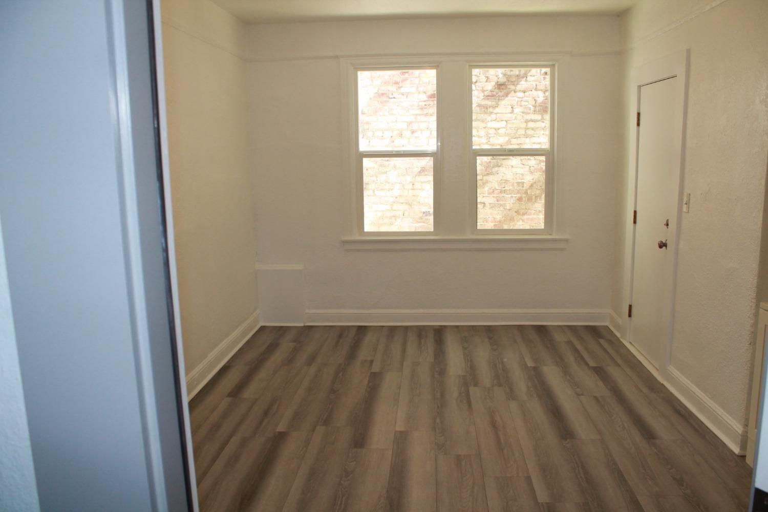 Detail Gallery Image 10 of 30 For 28 S American St, Stockton,  CA 95202 - – Beds | – Baths