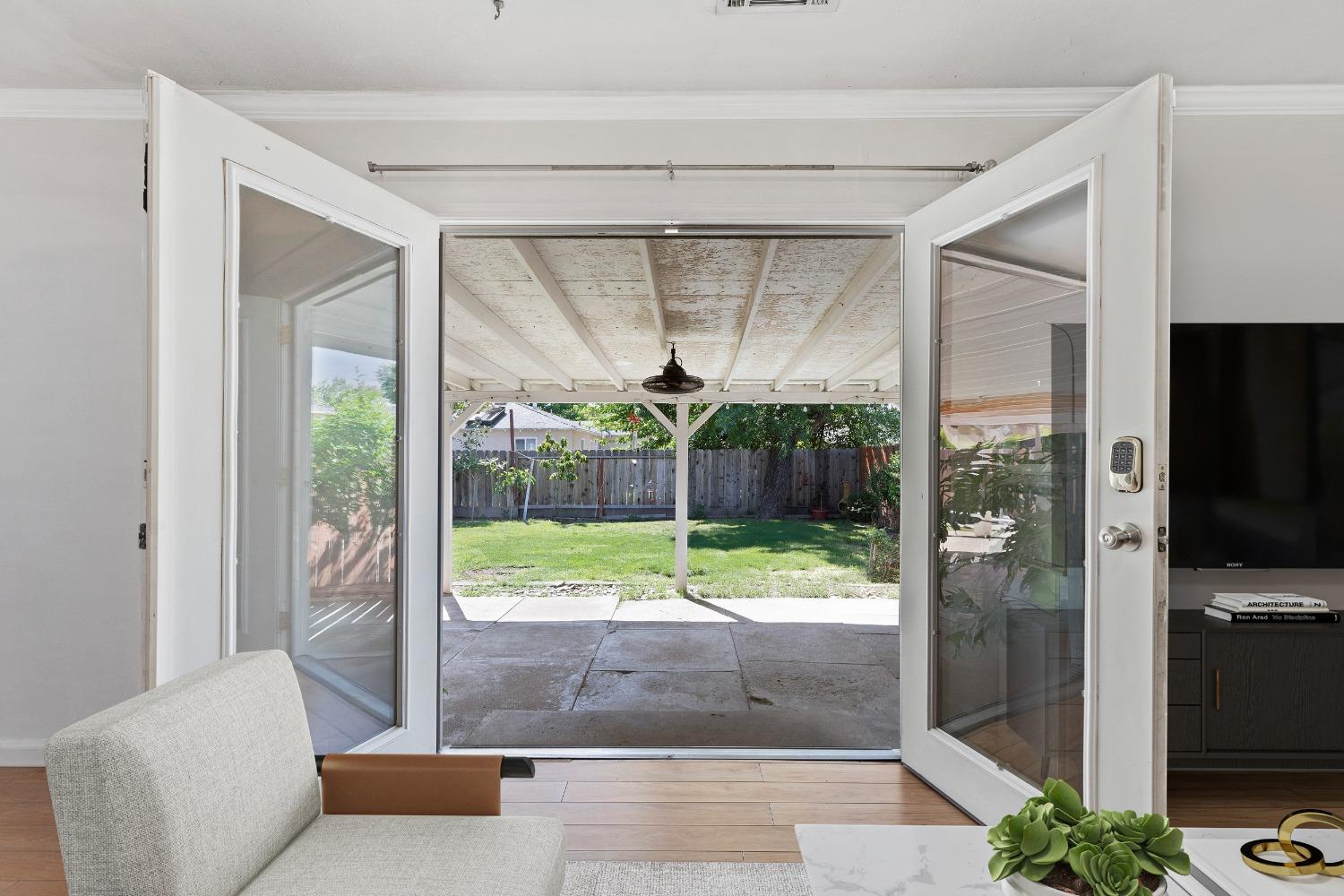Detail Gallery Image 16 of 24 For 2009 Carver Rd, Modesto,  CA 95350 - 3 Beds | 2 Baths