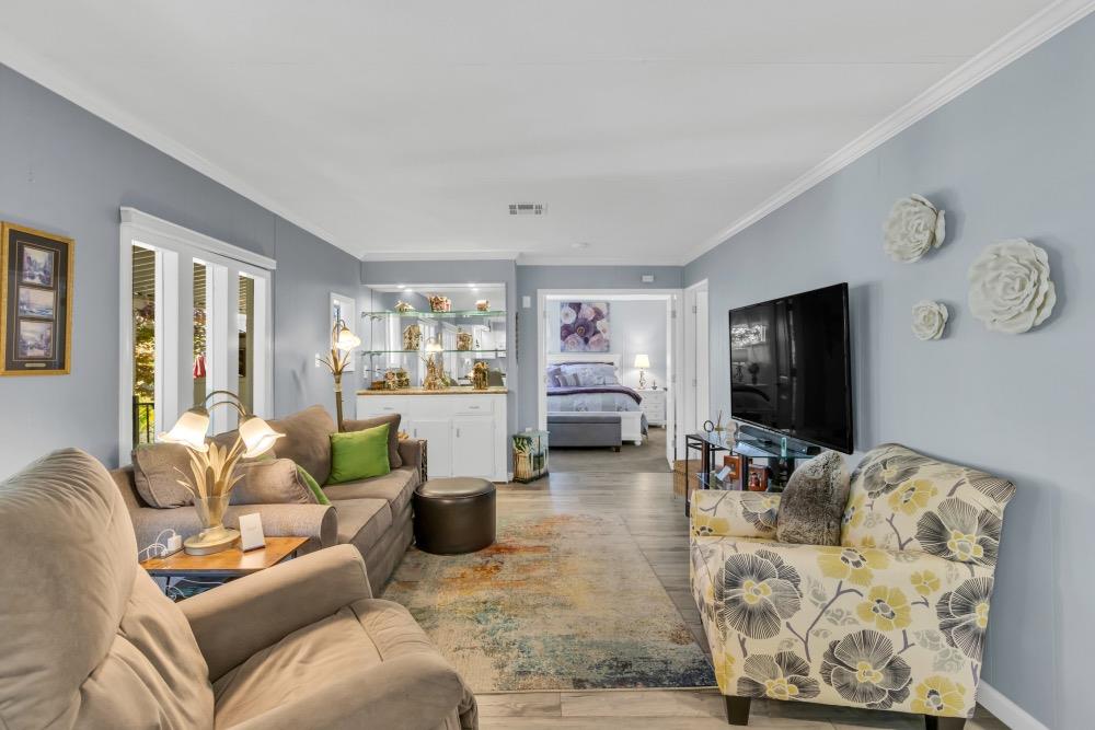 Detail Gallery Image 15 of 63 For 198 Shadowbrook Dr, Folsom,  CA 95630 - 2 Beds | 2 Baths