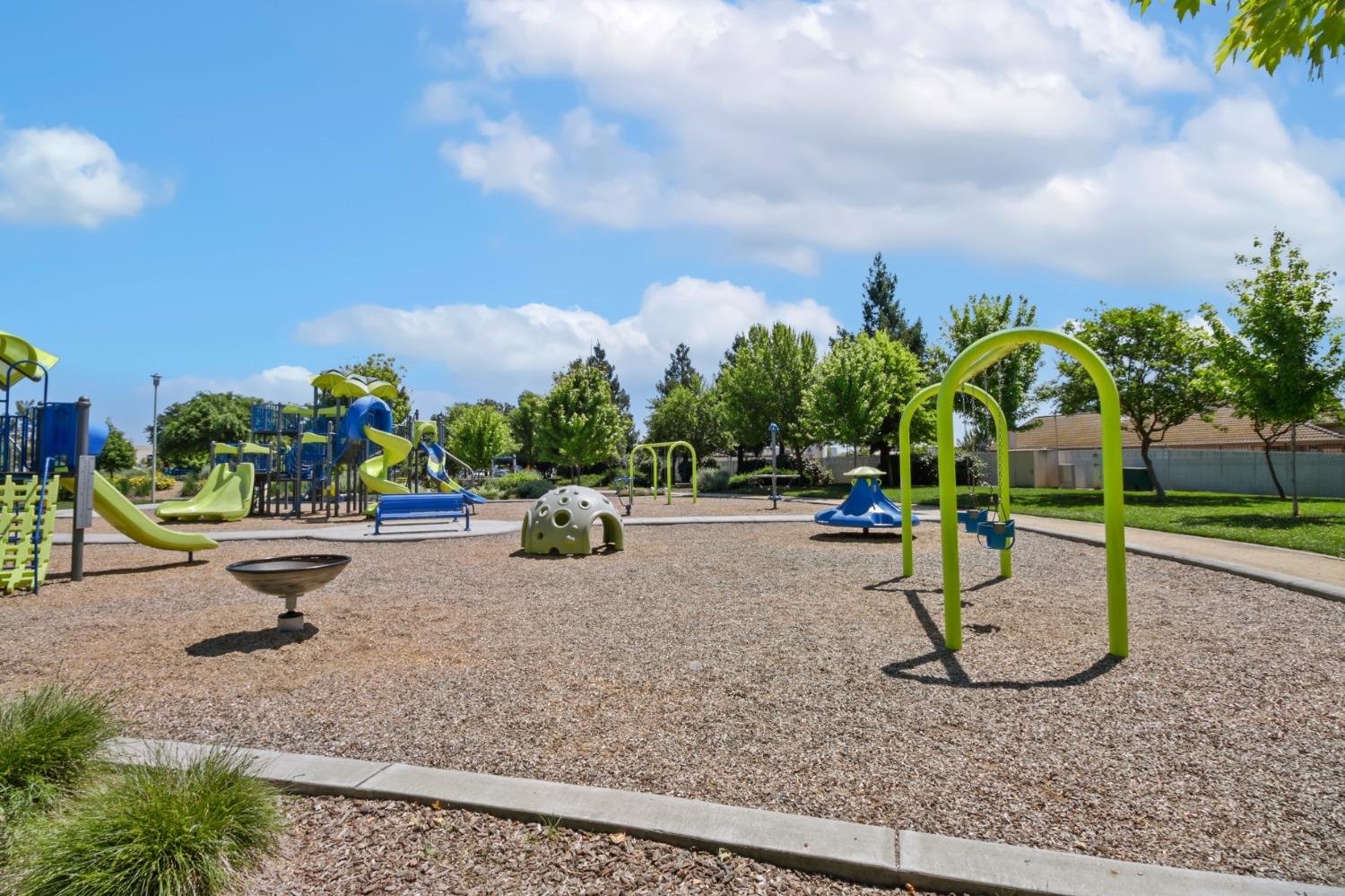 Detail Gallery Image 57 of 57 For 10092 Teddington Way, Elk Grove,  CA 95624 - 3 Beds | 2 Baths