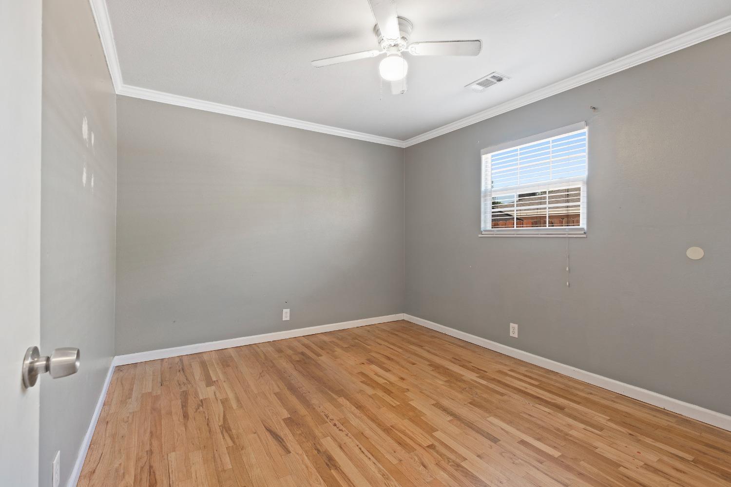 Detail Gallery Image 9 of 24 For 2009 Carver Rd, Modesto,  CA 95350 - 3 Beds | 2 Baths