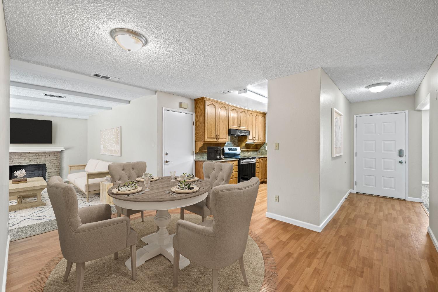 Detail Gallery Image 8 of 35 For 3538 Huntsman Dr, Sacramento,  CA 95826 - 4 Beds | 2 Baths