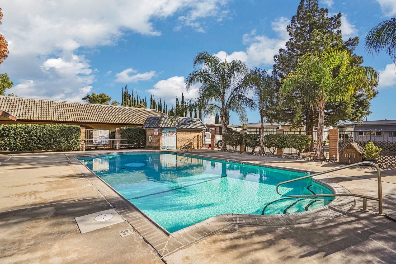 Detail Gallery Image 24 of 26 For 90 Buena Vista Dr, Lodi,  CA 95240 - 2 Beds | 2 Baths