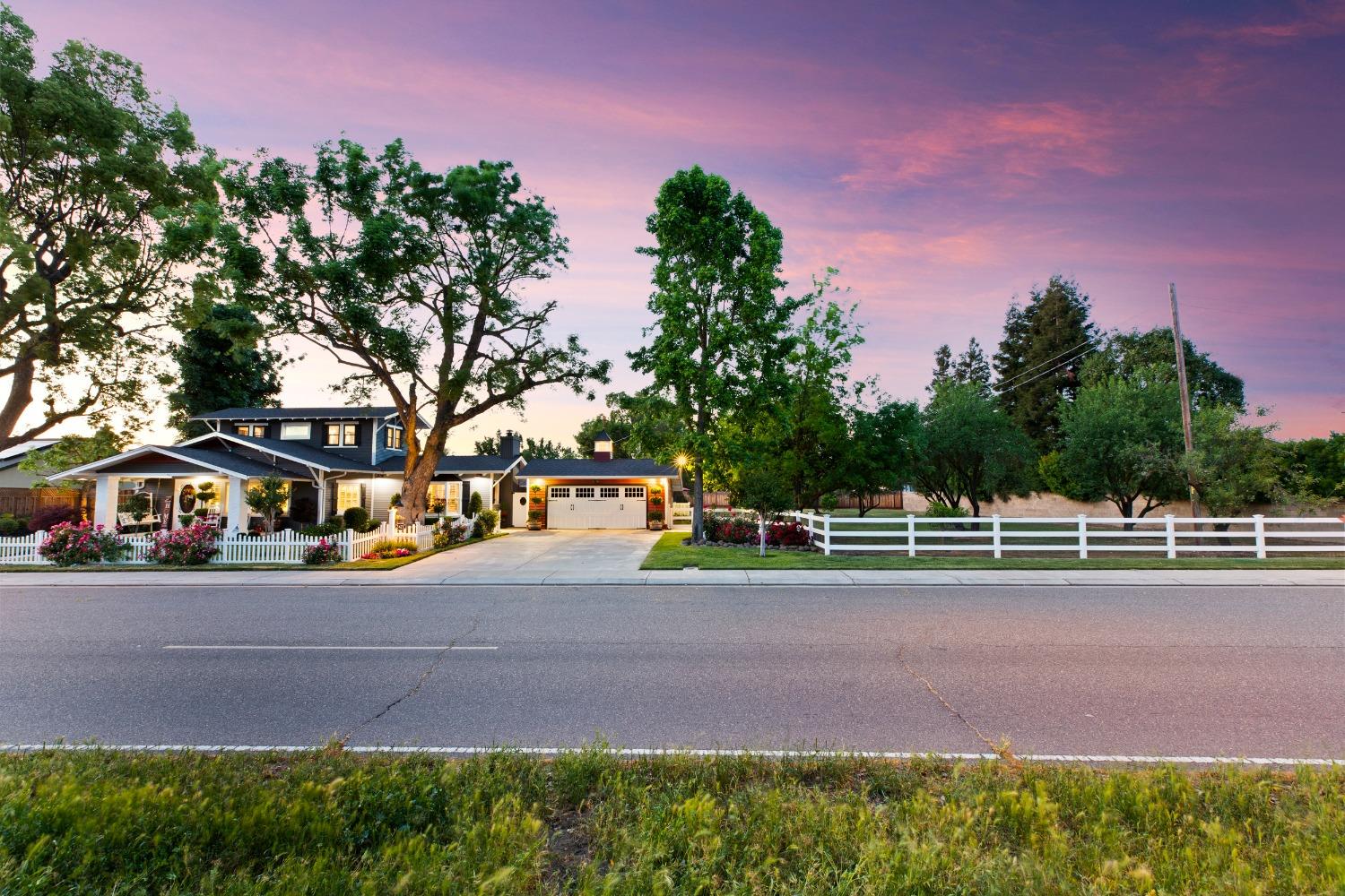 Detail Gallery Image 6 of 90 For 2420 Vine Ave, Escalon,  CA 95320 - 3 Beds | 2 Baths