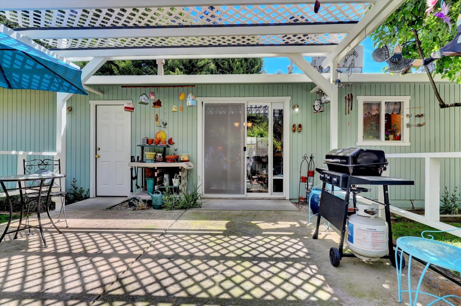 June Drive, Grass Valley, California image 46