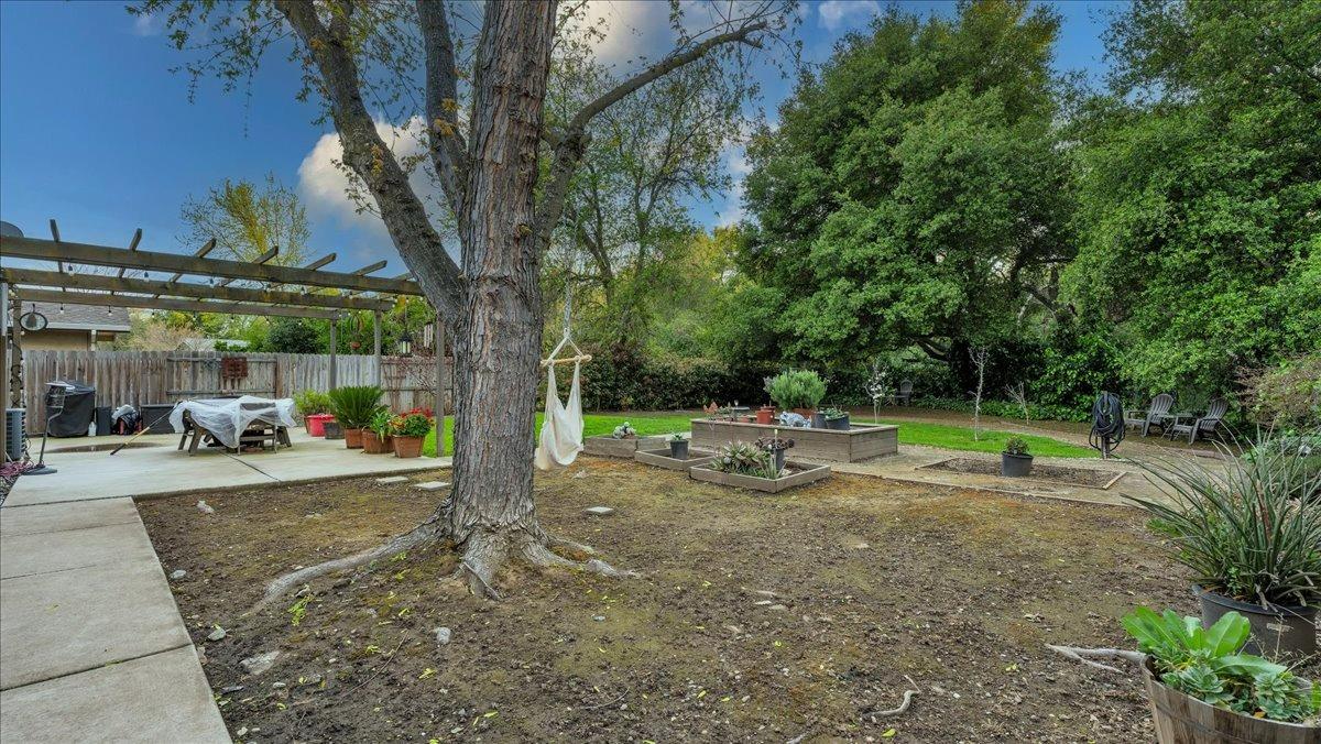 Detail Gallery Image 25 of 37 For 7251 Starflower Dr, Citrus Heights,  CA 95621 - 4 Beds | 2 Baths