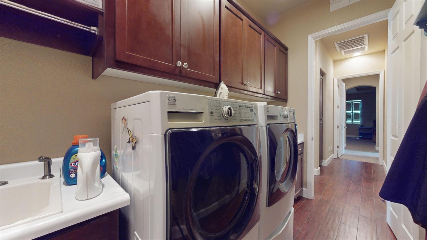 Detail Gallery Image 23 of 35 For 804 Freedom Point Way, Manteca,  CA 95336 - 3 Beds | 2/1 Baths