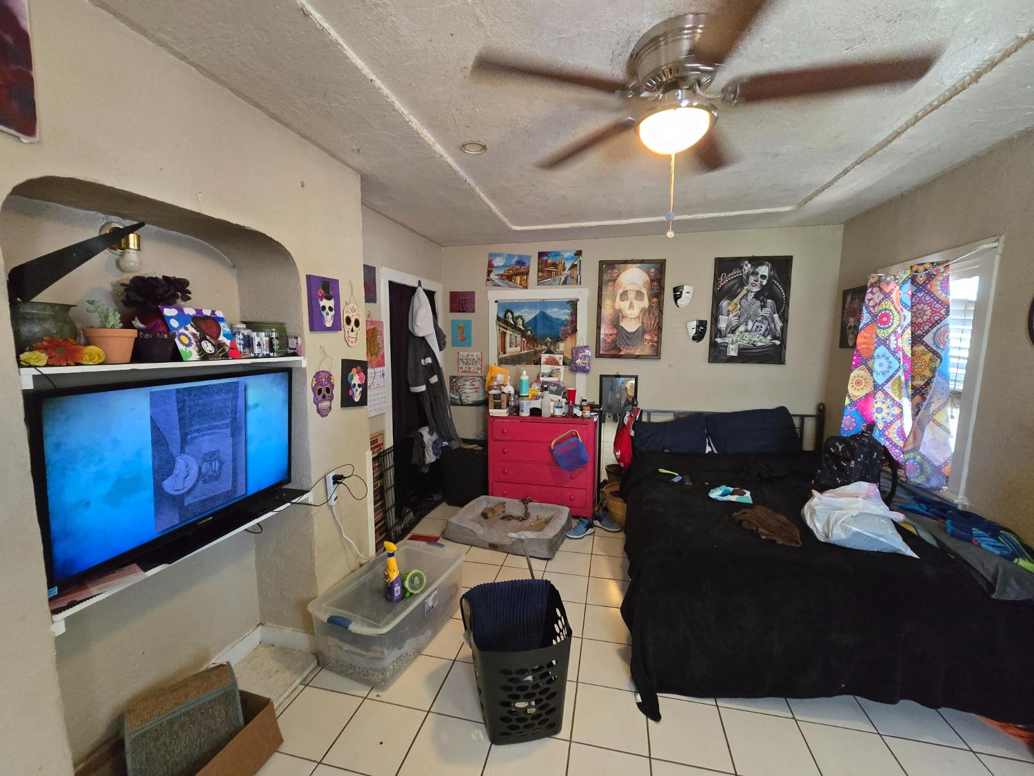 Detail Gallery Image 7 of 11 For 3824 47th St, Sacramento,  CA 95820 - – Beds | – Baths