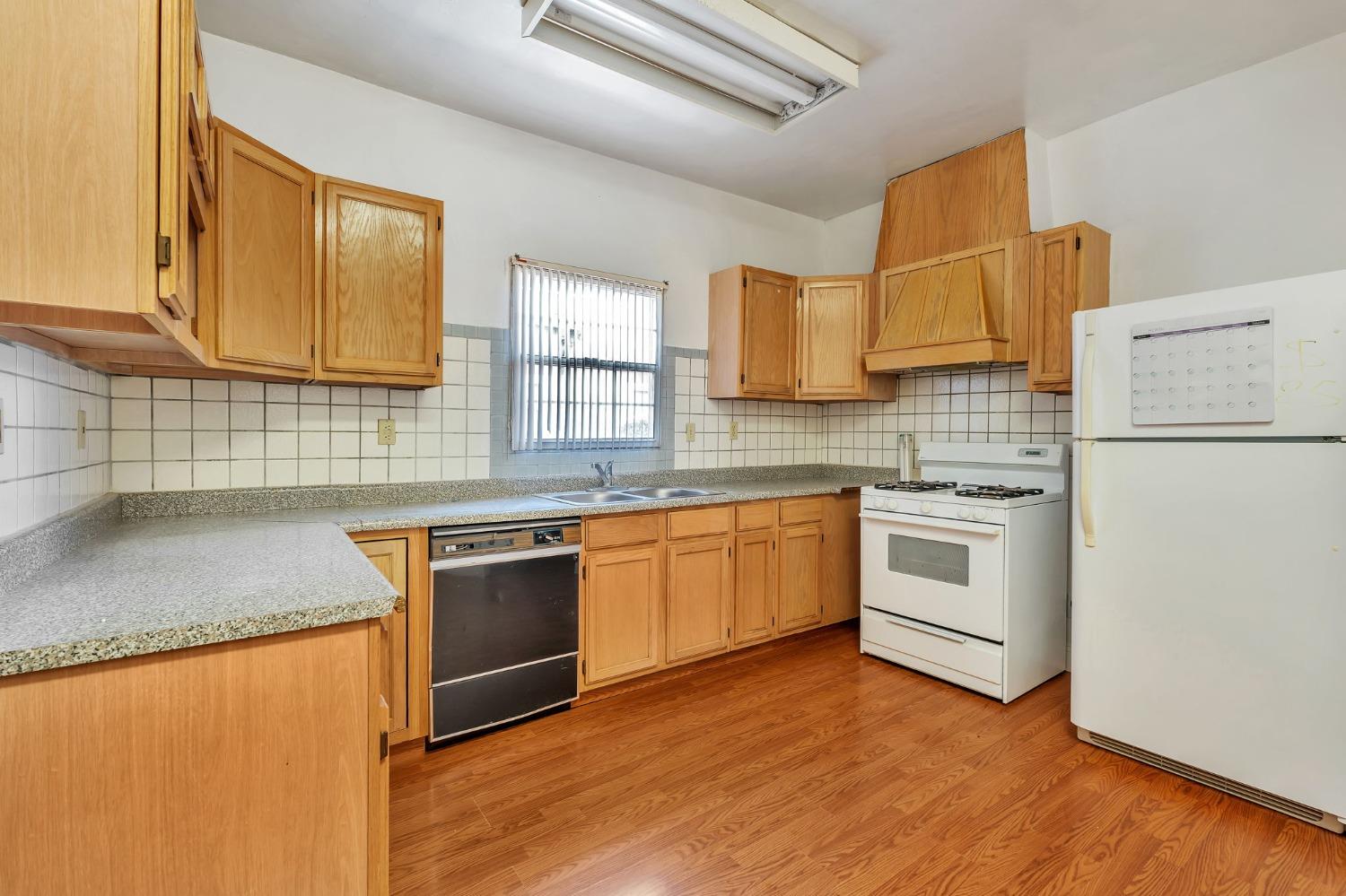 Detail Gallery Image 23 of 42 For 522 K St, Los Banos,  CA 93635 - 3 Beds | 1 Baths