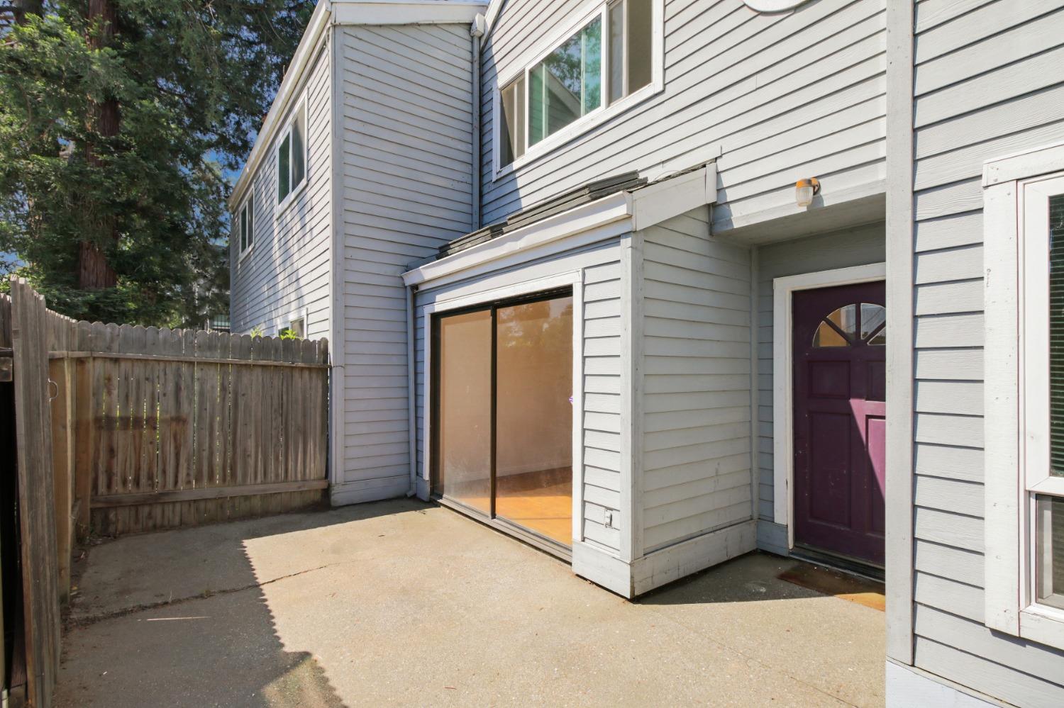 Photo #2: 225057692 Listing 