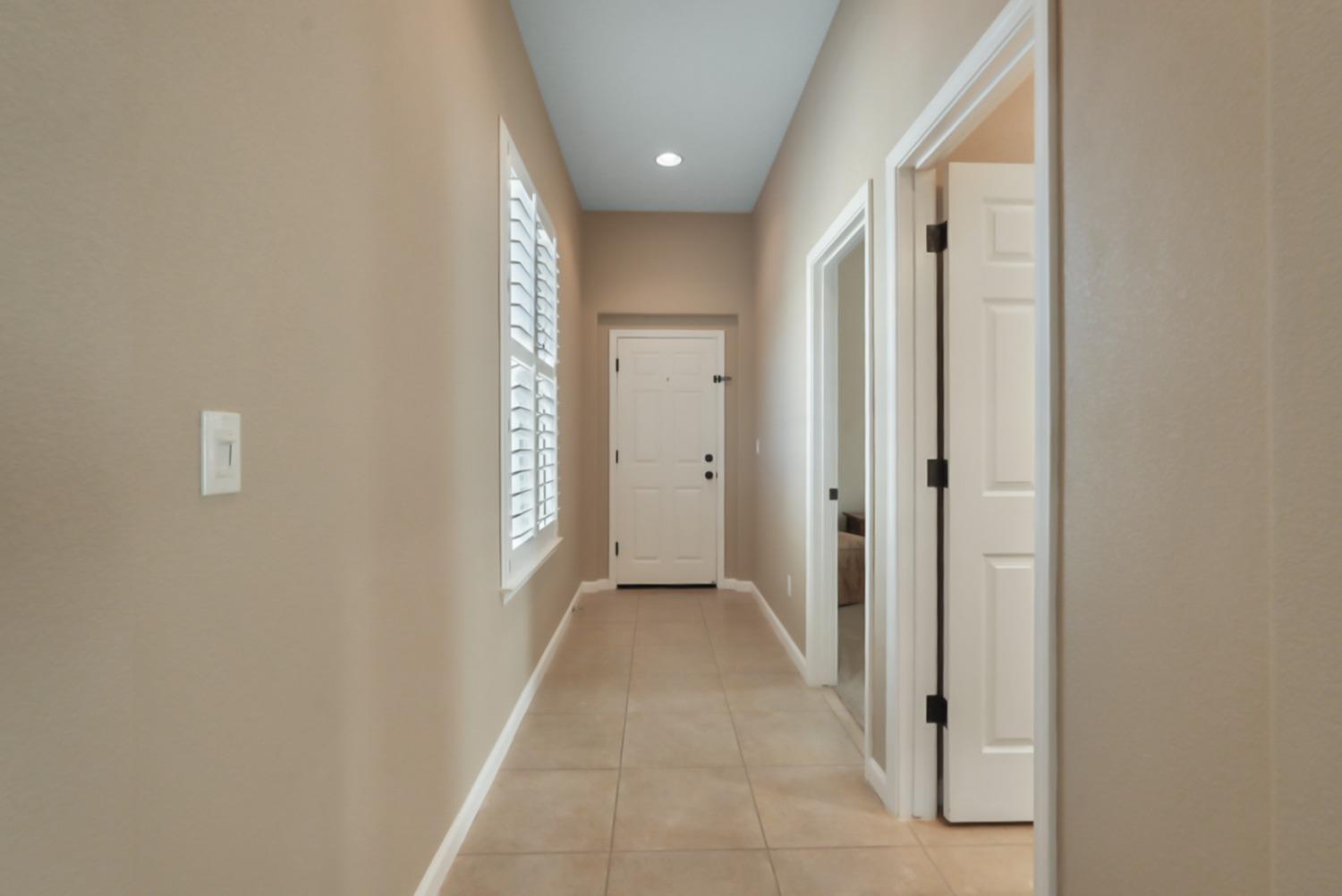 Vasco Street, Manteca, California image 15