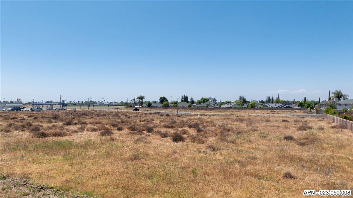 Detail Gallery Image 6 of 21 For 2 Hammett Ave, Livingston,  CA 95334 - – Beds | – Baths