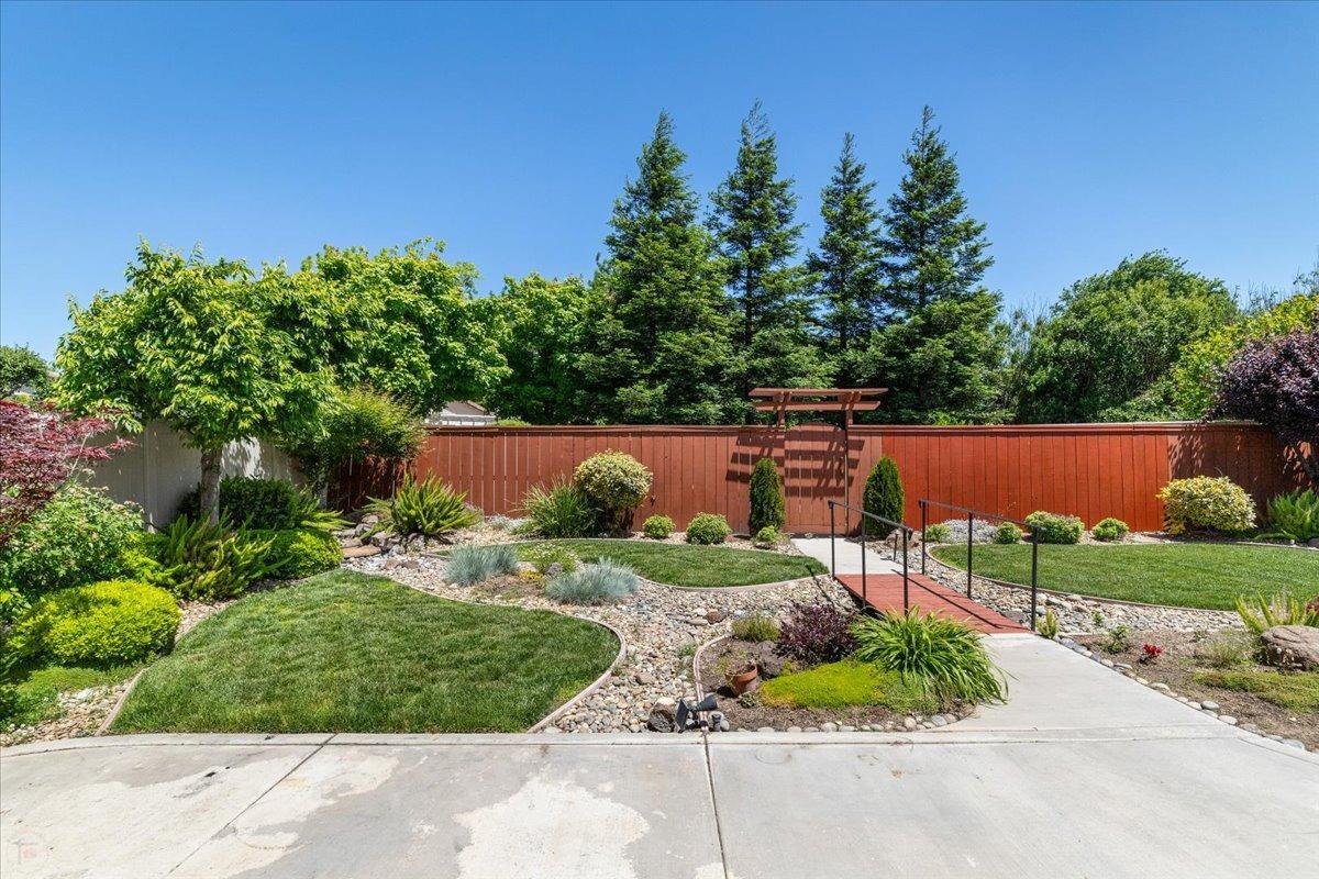 Detail Gallery Image 41 of 84 For 1377 Arbor Brook Dr, Manteca,  CA 95336 - 3 Beds | 2 Baths