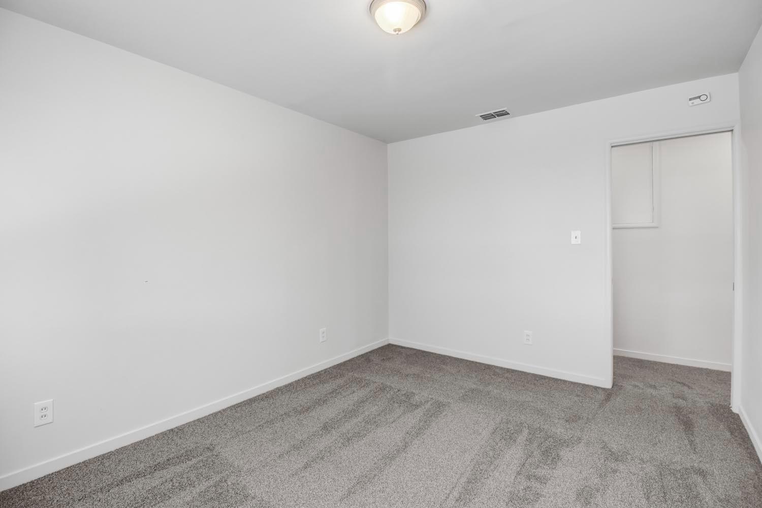 Detail Gallery Image 21 of 44 For 5720 Ortega St, Sacramento,  CA 95824 - 3 Beds | 2 Baths