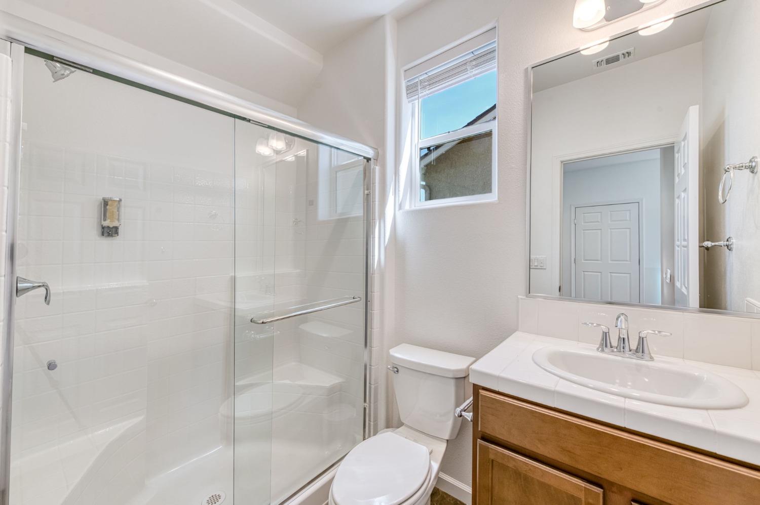 Detail Gallery Image 23 of 47 For 2785 N Schneider Ave, Fresno,  CA 93737 - 4 Beds | 3 Baths