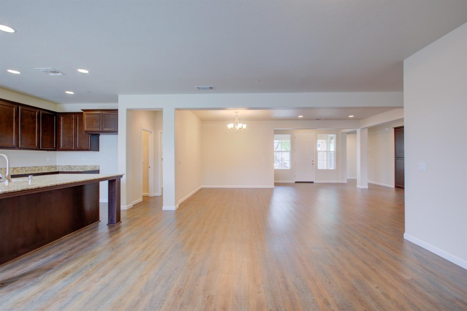 Detail Gallery Image 24 of 54 For 731 Big Ben Ct, Newman,  CA 95360 - 4 Beds | 2 Baths