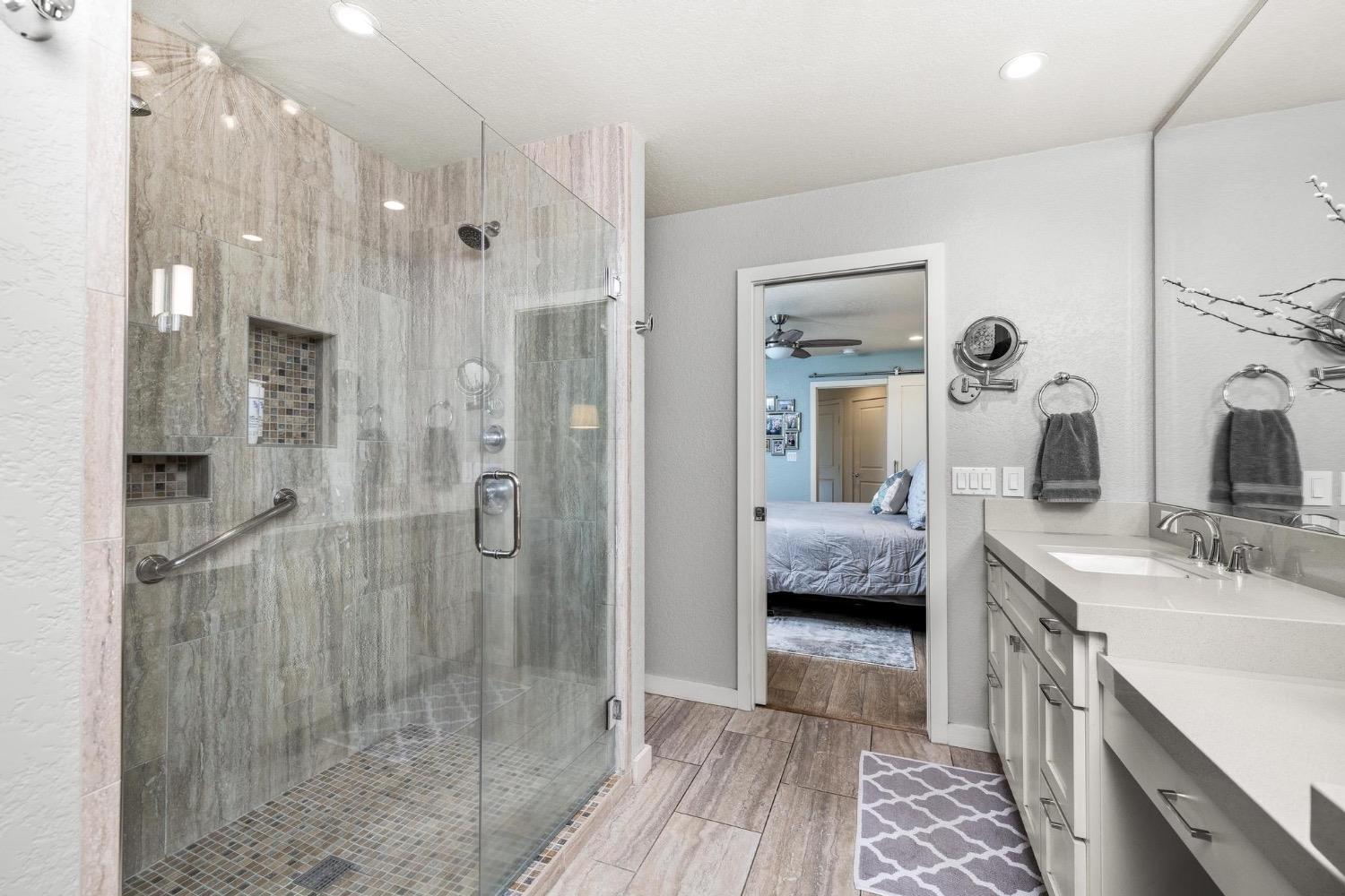 Detail Gallery Image 35 of 65 For 23271 S Pebble Beach Ln, Ripon,  CA 95366 - 3 Beds | 3 Baths