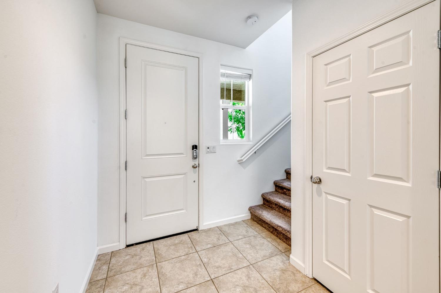Detail Gallery Image 7 of 47 For 2785 N Schneider Ave, Fresno,  CA 93737 - 4 Beds | 3 Baths