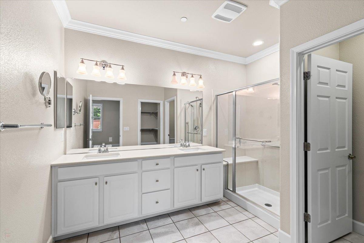 Detail Gallery Image 24 of 84 For 1377 Arbor Brook Dr, Manteca,  CA 95336 - 3 Beds | 2 Baths