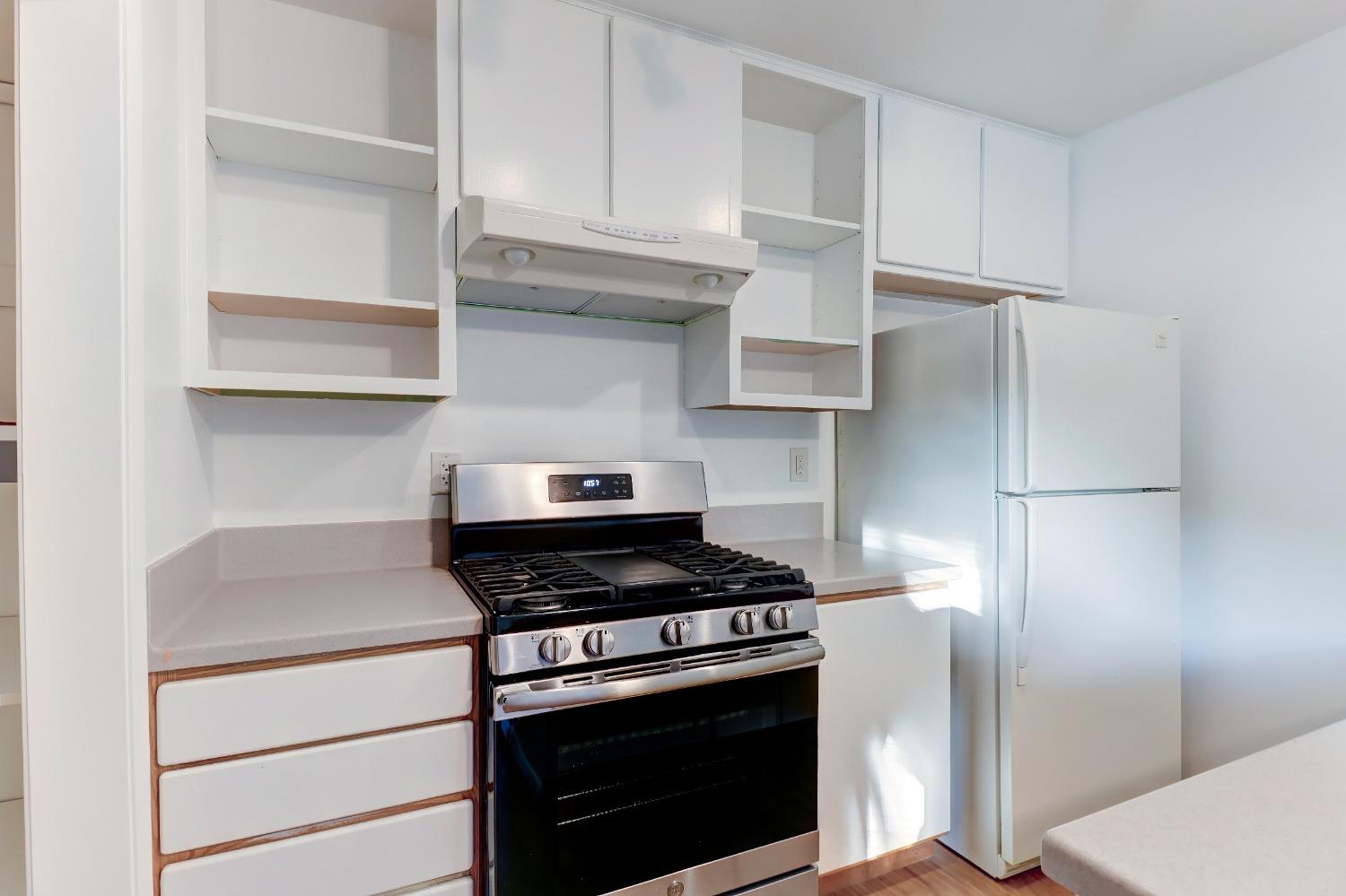 Detail Gallery Image 12 of 22 For 1914 El Paso Ave #1,  Davis,  CA 95618 - 2 Beds | 1 Baths