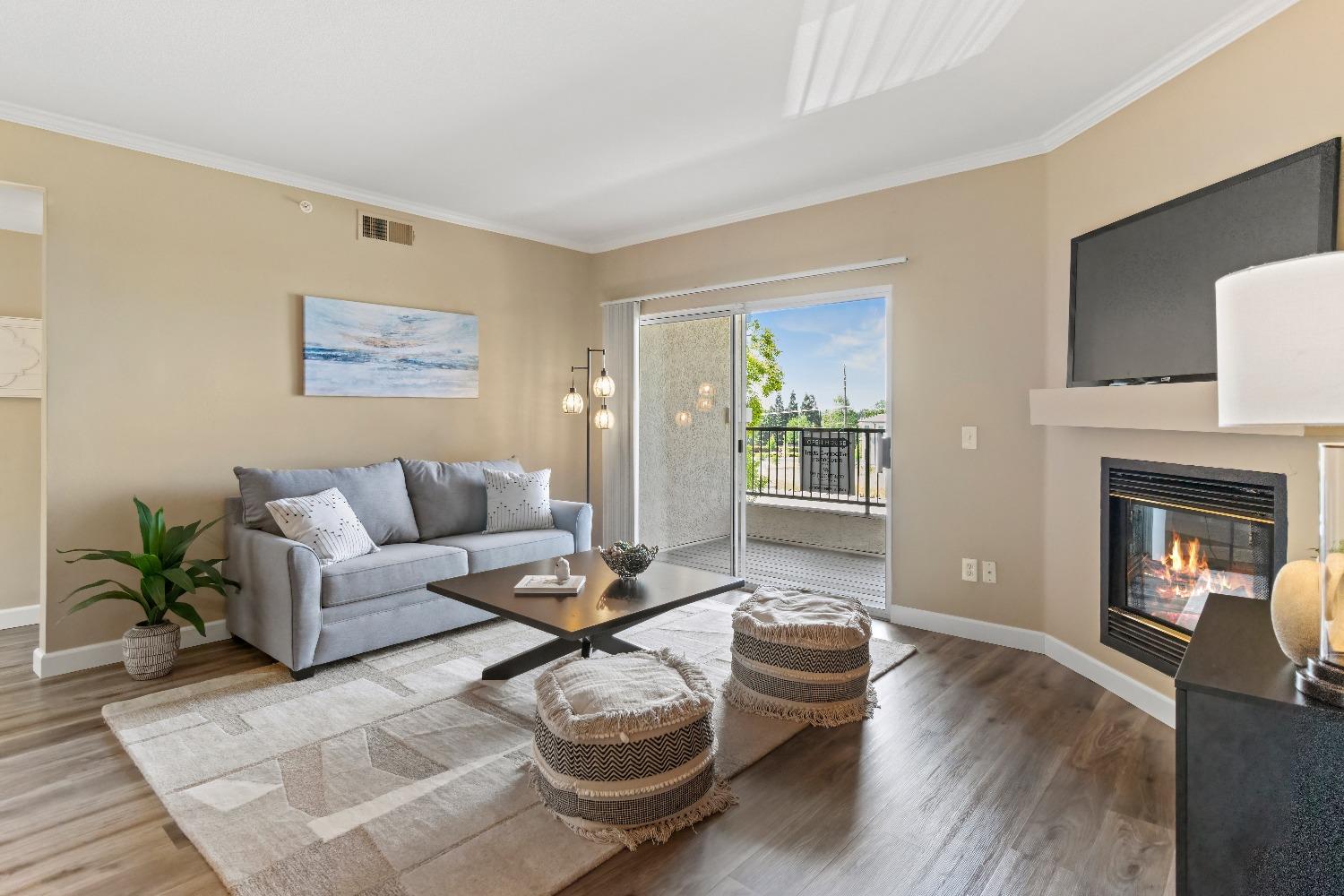 Photo #2: 225032863 Listing 