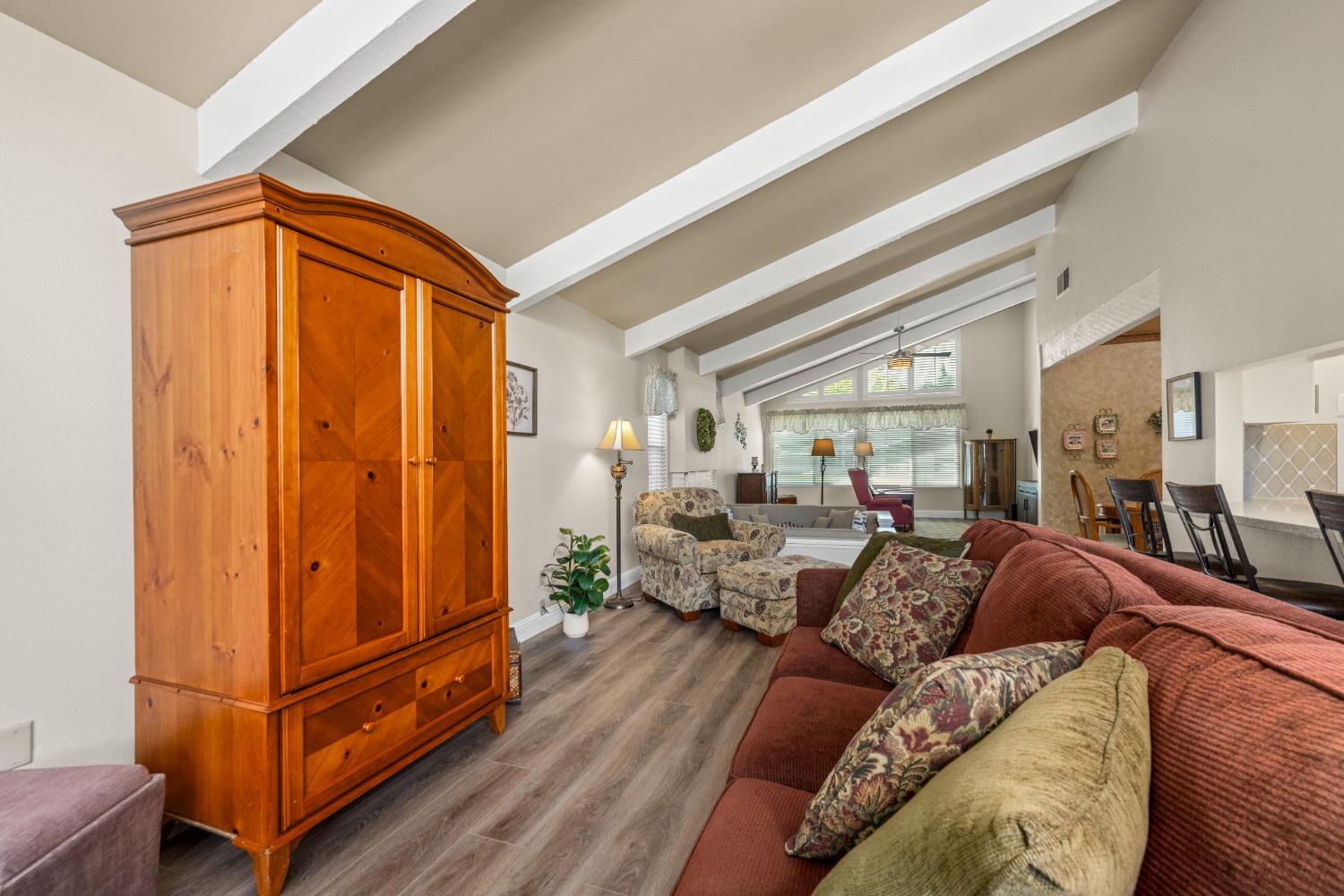 Detail Gallery Image 16 of 54 For 2659 Argolis Way, Sacramento,  CA 95826 - 3 Beds | 2 Baths