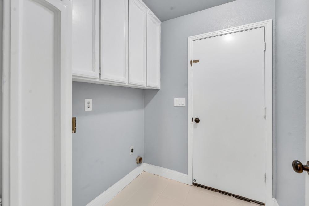 Detail Gallery Image 37 of 46 For 7008 Fall Way, Elk Grove,  CA 95758 - 3 Beds | 2 Baths