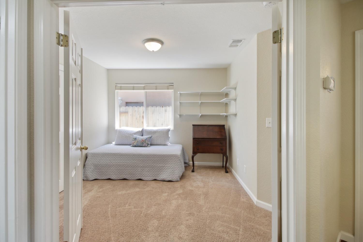 Detail Gallery Image 35 of 57 For 10092 Teddington Way, Elk Grove,  CA 95624 - 3 Beds | 2 Baths