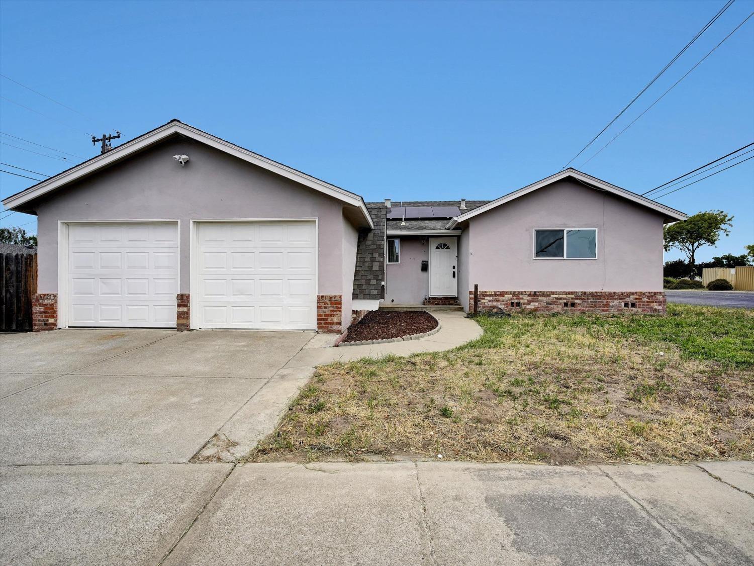 Pine Street, Manteca, California image 1