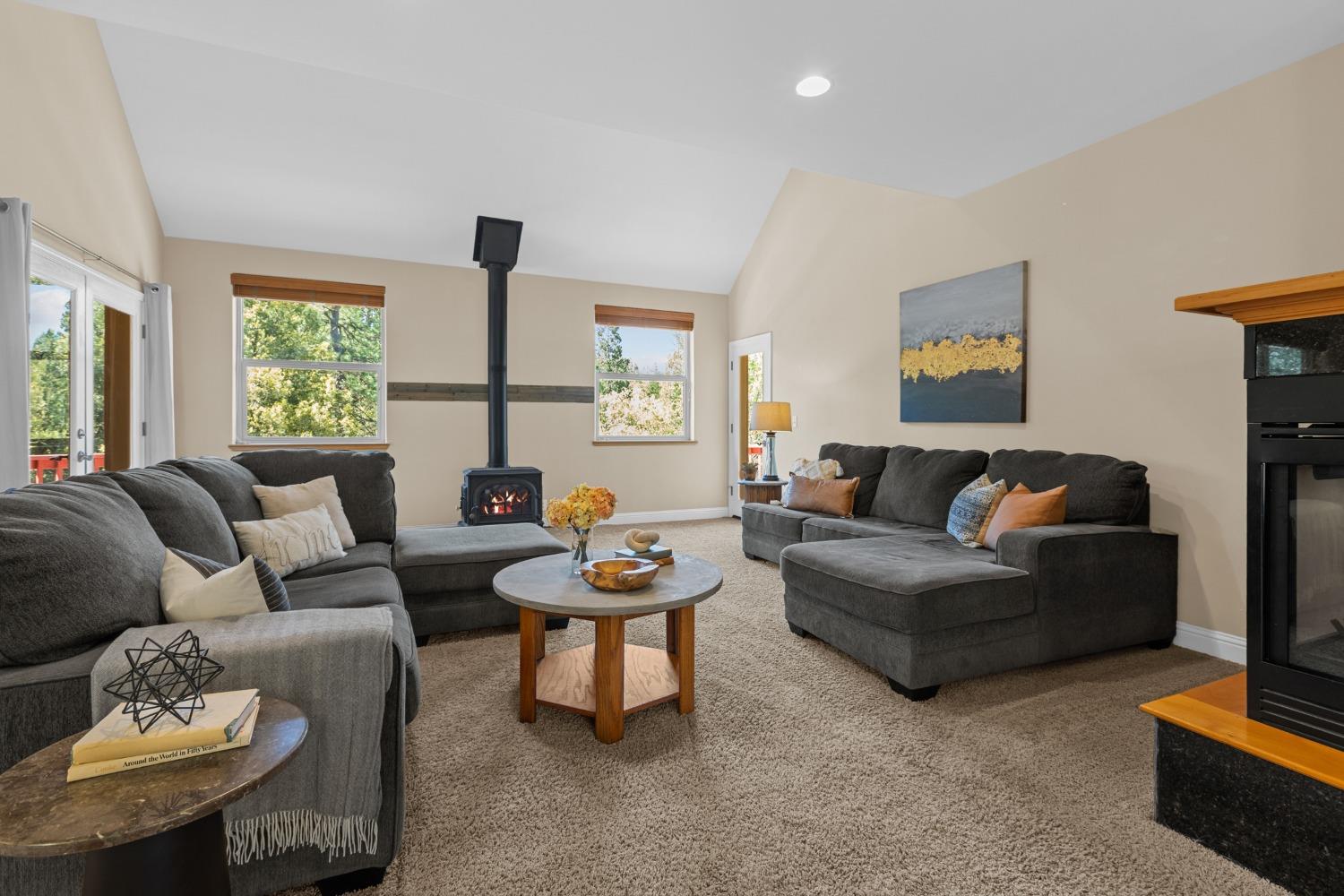Detail Gallery Image 10 of 49 For 12381 Mierkey Ct, Jackson,  CA 95642 - 4 Beds | 2/1 Baths