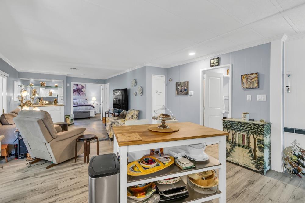 Detail Gallery Image 31 of 63 For 198 Shadowbrook Dr, Folsom,  CA 95630 - 2 Beds | 2 Baths