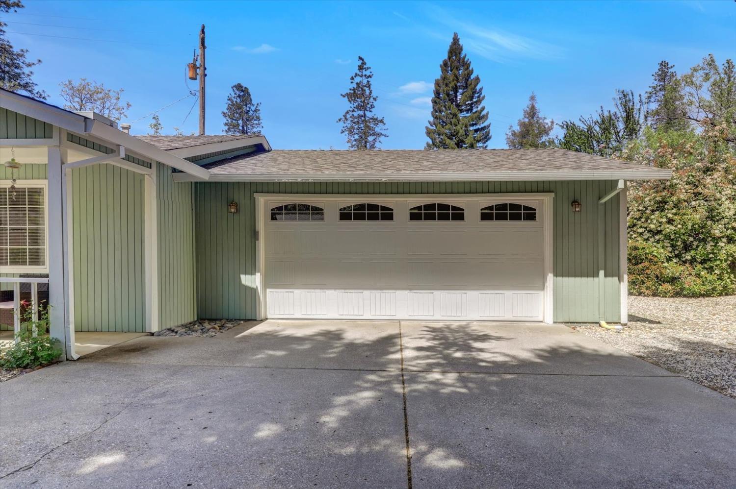 June Drive, Grass Valley, California image 30