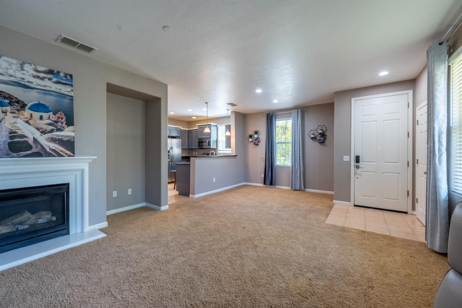 Photo #9: 225058374 Listing: Photo #9