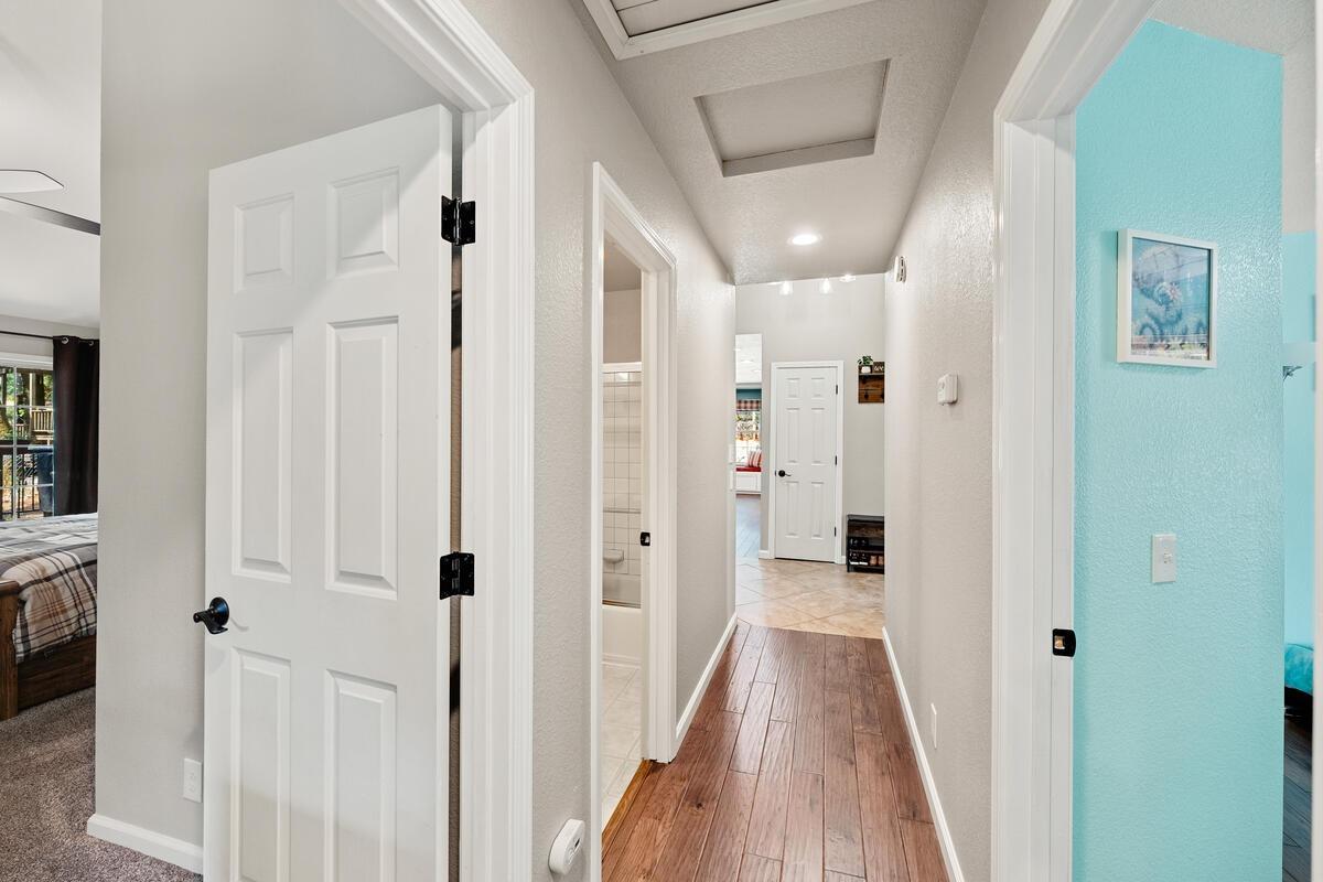 Detail Gallery Image 45 of 64 For 5844 Cold Springs Dr, Foresthill,  CA 95631 - 3 Beds | 3 Baths