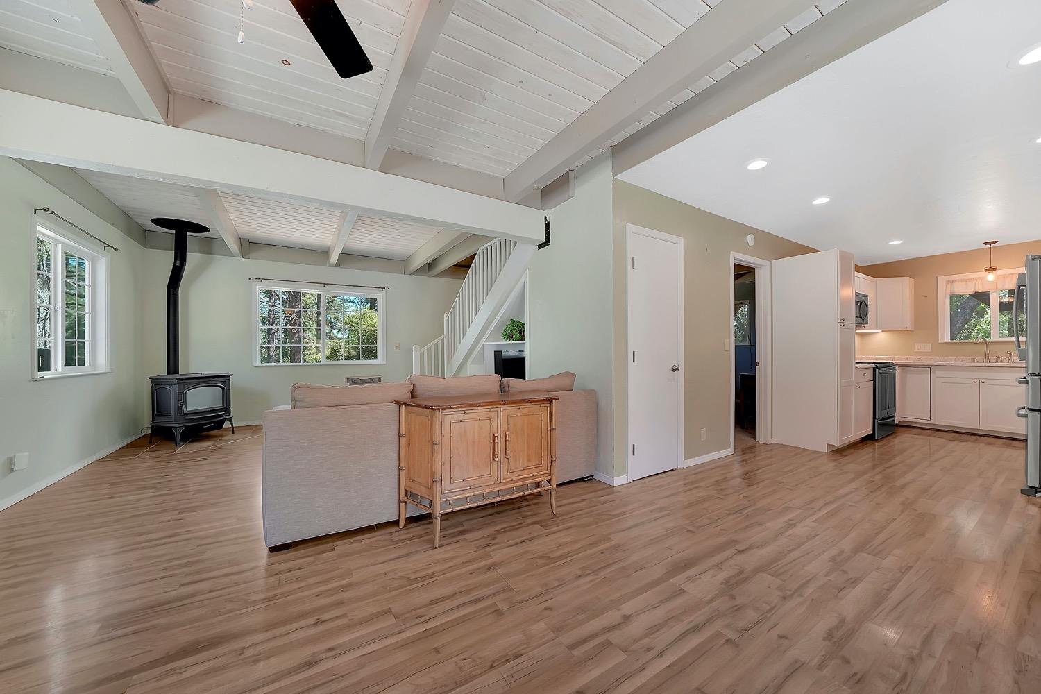 Detail Gallery Image 10 of 42 For 14178 Marc Dr, Pine Grove,  CA 95665 - 3 Beds | 1/1 Baths