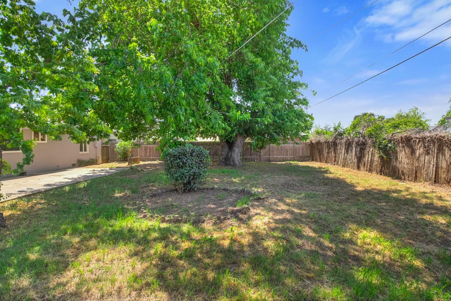 Detail Gallery Image 39 of 44 For 5720 Ortega St, Sacramento,  CA 95824 - 3 Beds | 2 Baths