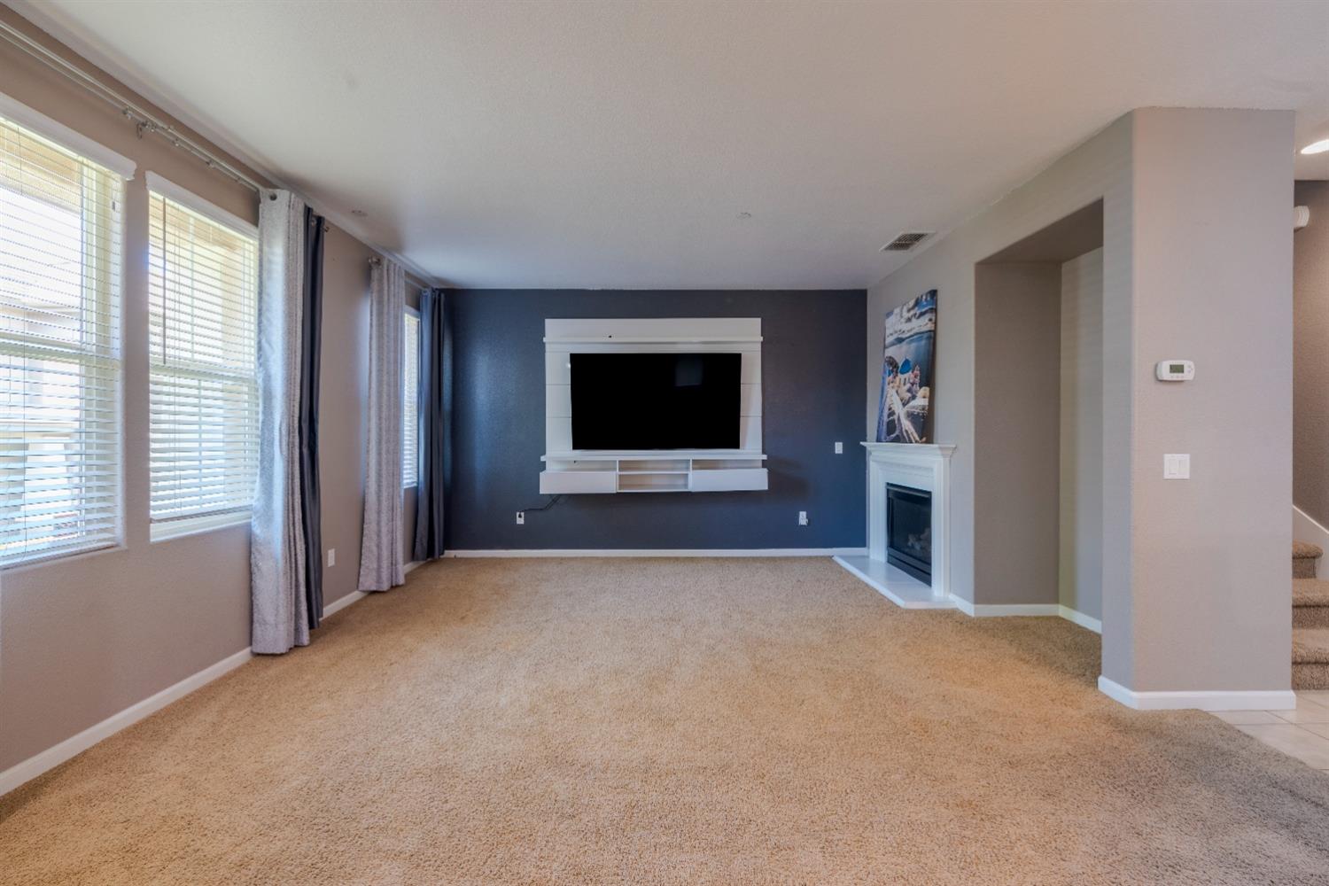 Photo #6: 225058374 Listing: Photo #6