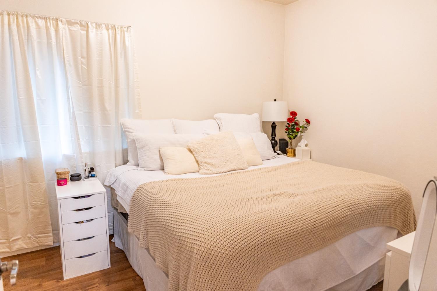 Photo #12: 225057802 Listing: Photo #12