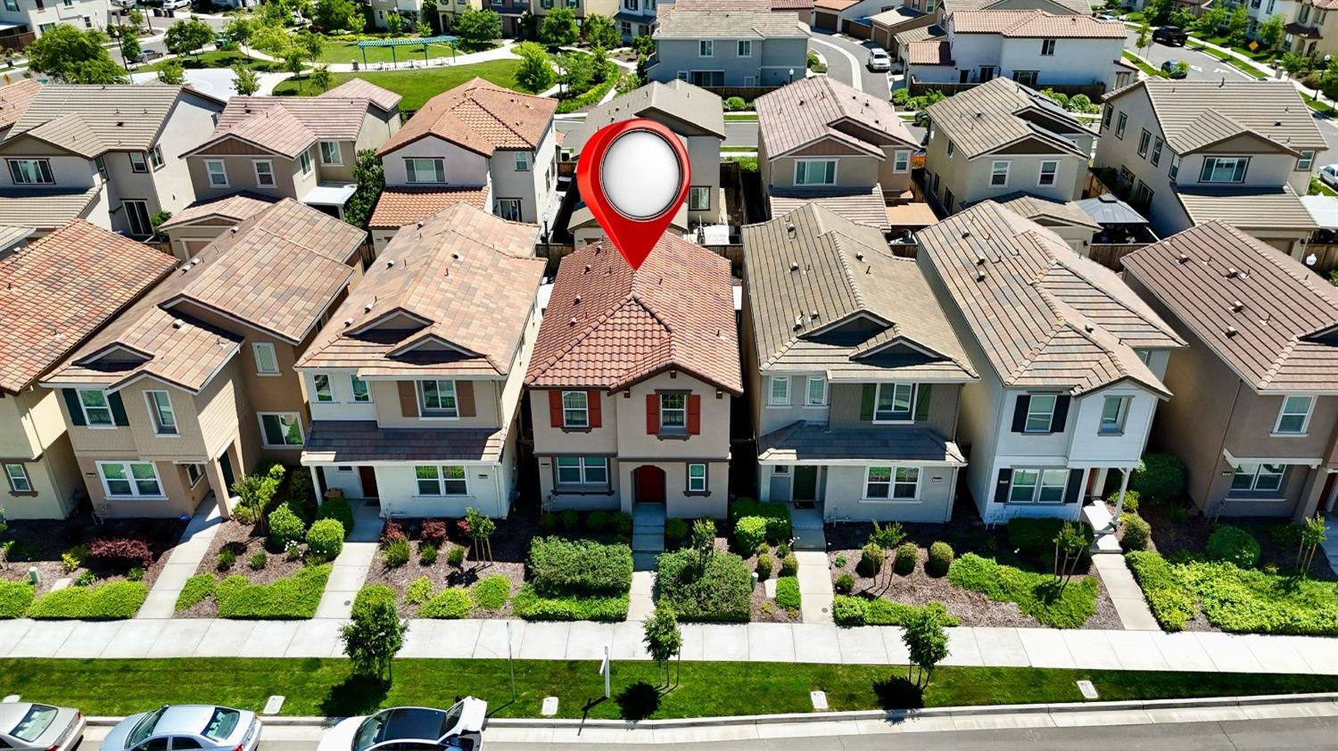 Detail Gallery Image 26 of 29 For 2542 Natomas Crossing Dr, Sacramento,  CA 95834 - 3 Beds | 2/1 Baths