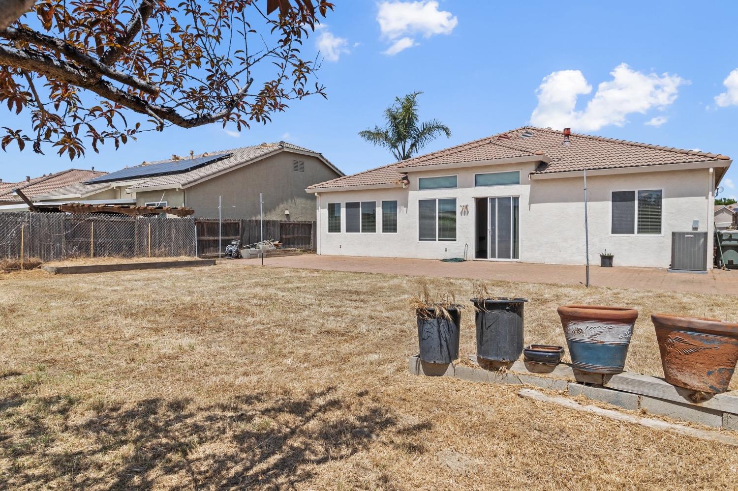 Detail Gallery Image 32 of 38 For 554 Bonanza Dr, Newman,  CA 95360 - 3 Beds | 2 Baths