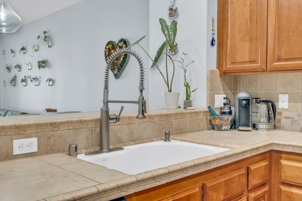 Photo #11: 225058372 Listing: Photo #11